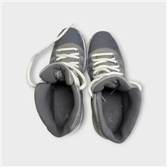 Jordan 11 Retro 'Cool Grey' 2021 (GS) Size 6.5Y 378038-005
